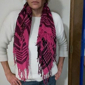 Nollie Pink & Black Scarf